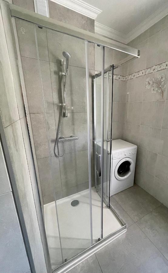 Rez De Jardin De 65M2 Dans Villa A Nice Exterior foto